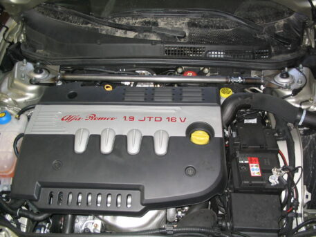 Barra duomi Alfa Romeo 147 1.9 JTD 115 CV (>'03)